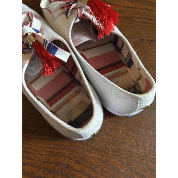 Kate Spade/Keds Women's White Canvas Sneakers w/tassel sz 7 - Picture 6 of 7